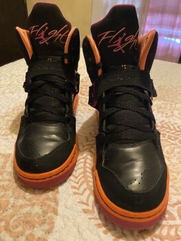 Tenis de bota Jordan negros de segunda mano - GoTrendier