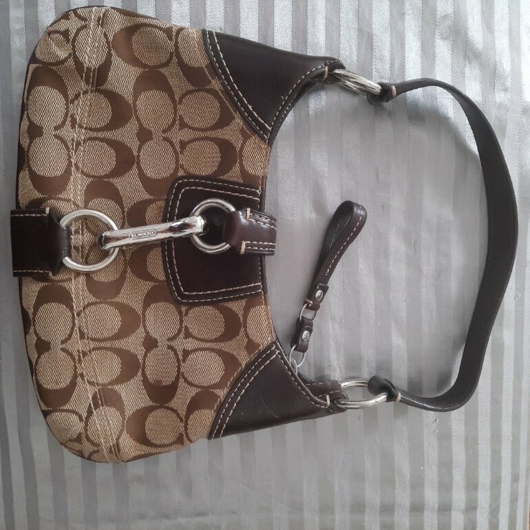 Bolsa coach en tela y piel de segunda mano - GoTrendier