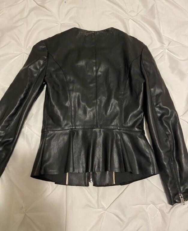 Chamarra Zara vinipiel de segunda mano GoTrendier