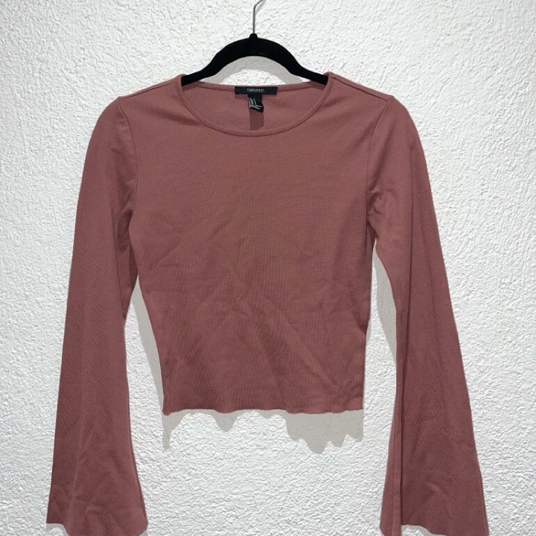 Blusa de manga larga rosa mauve de Forever 21 de segunda mano