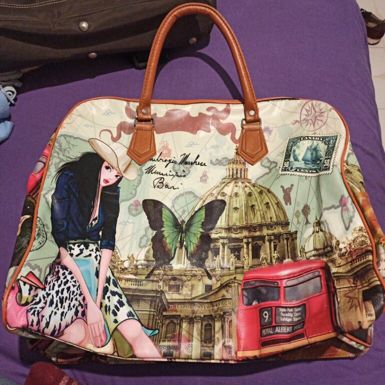 Bolsa grande tipo maleta de sin marca de segunda mano - GoTrendier