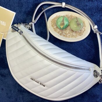 Cangureras Michael Kors blancas - GoTrendier