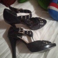 Huaraches tacon negros de Nine West de segunda mano - GoTrendier