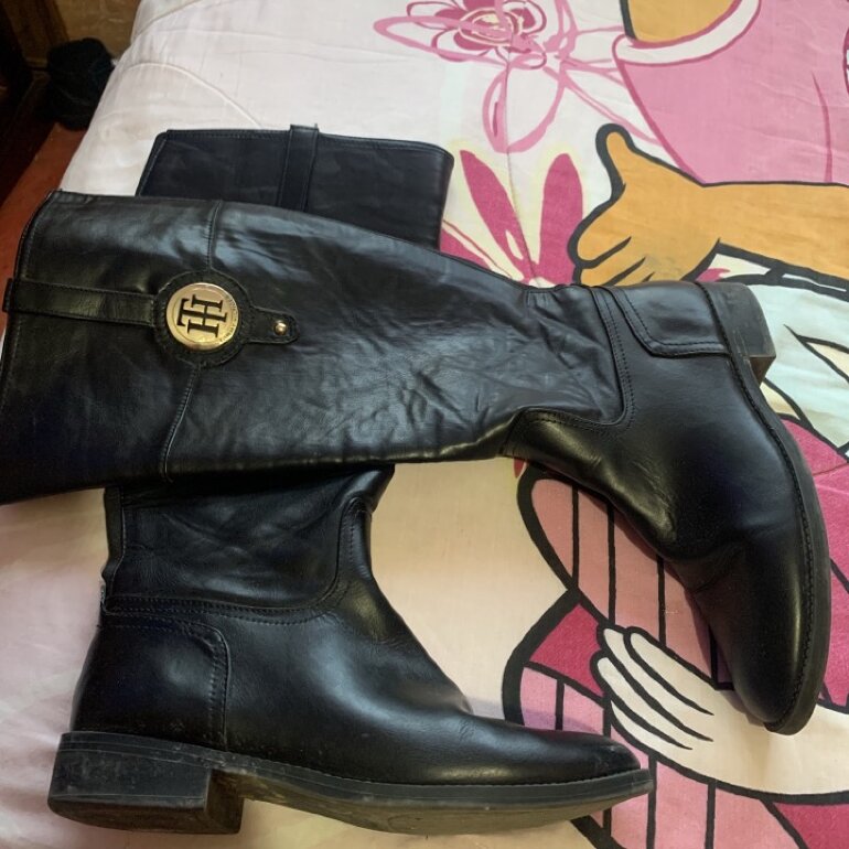 Botas altas tommy de Tommy Hilfiger de segunda mano - GoTrendier