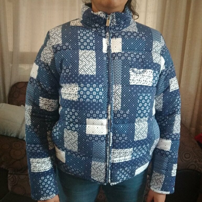 Chamarra Tommy azul de Tommy Hilfiger de segunda mano - GoTrendier