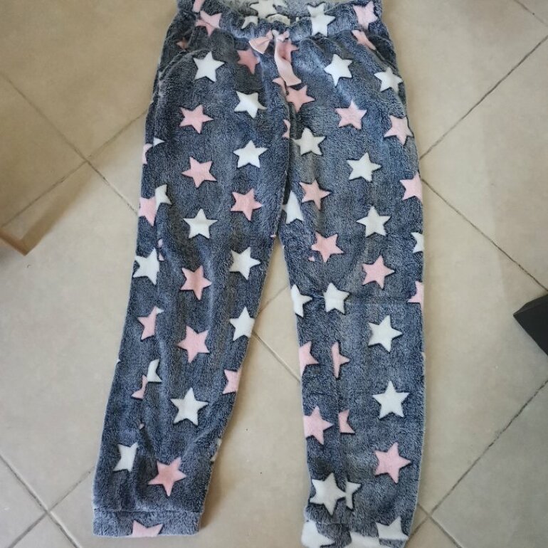 Pijama polar estrellas de Cklass de segunda mano - GoTrendier