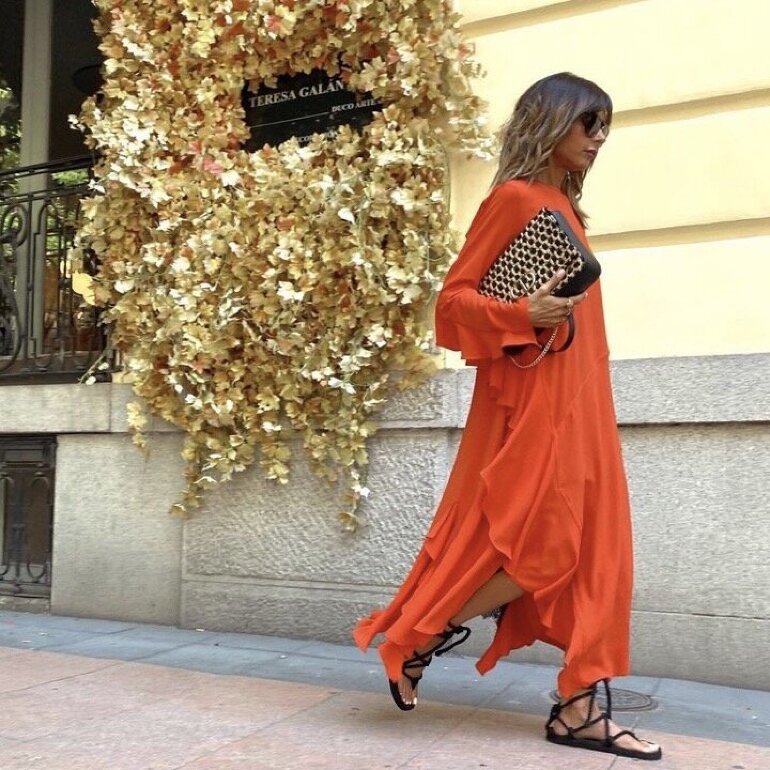 Vestido Rojo Asimétrico de Zara de segunda mano - GoTrendier