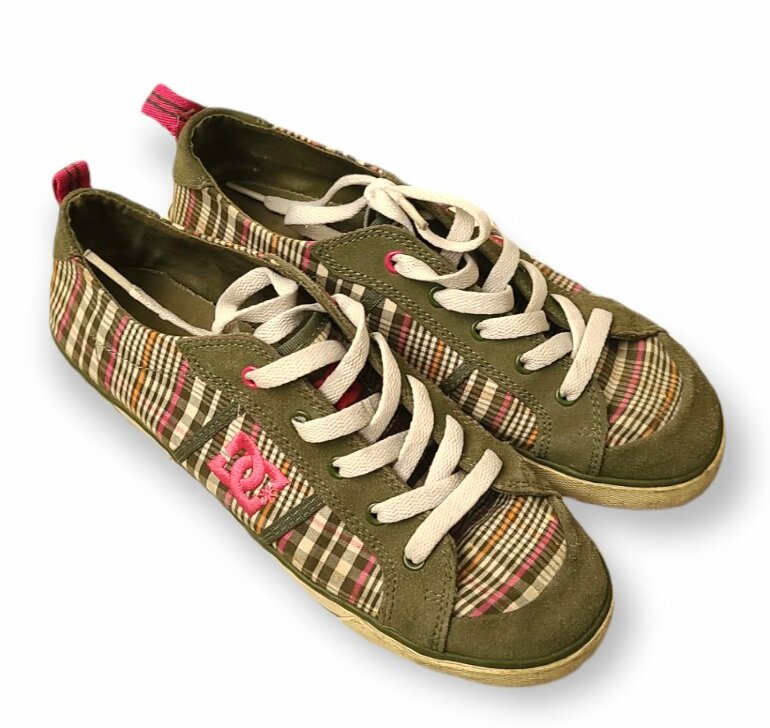 Tenis verde militar DC de segunda mano - GoTrendier