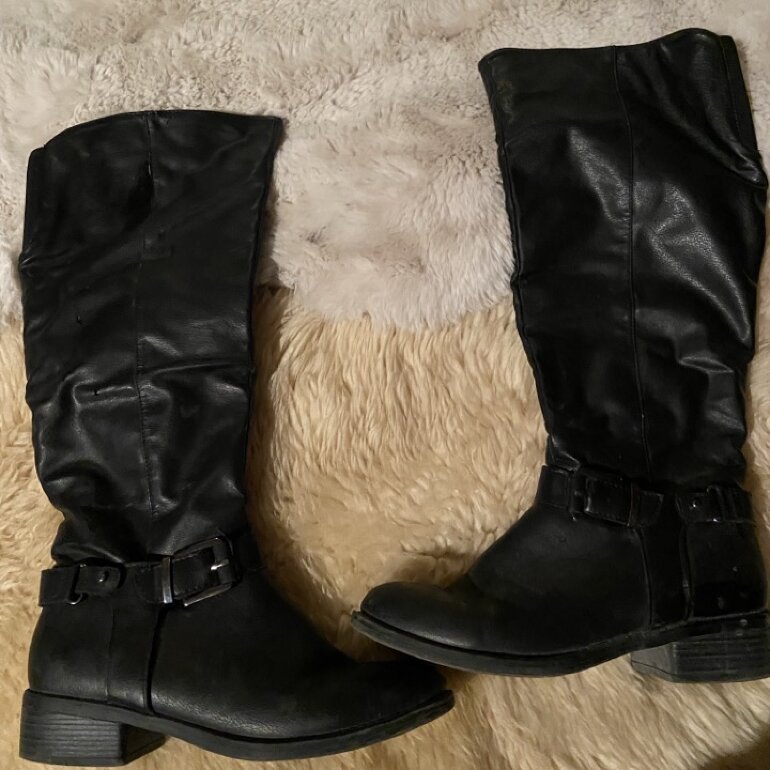 Botas tipo piel de Shasa de segunda mano - GoTrendier