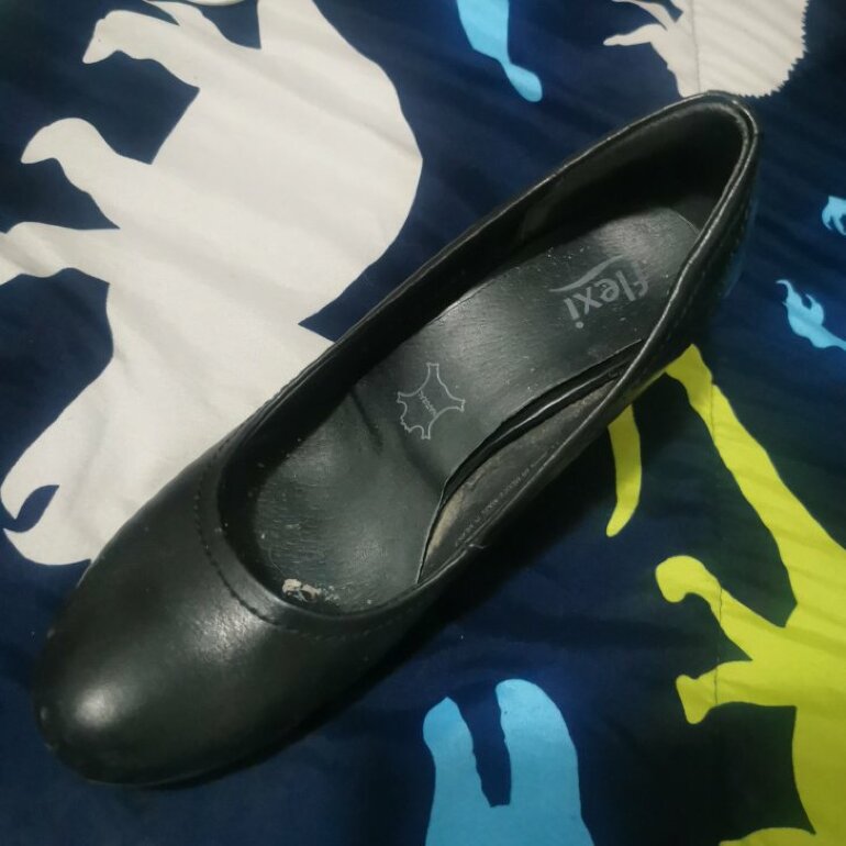 Zapatillas negras de vestir de Flexi de segunda mano - GoTrendier