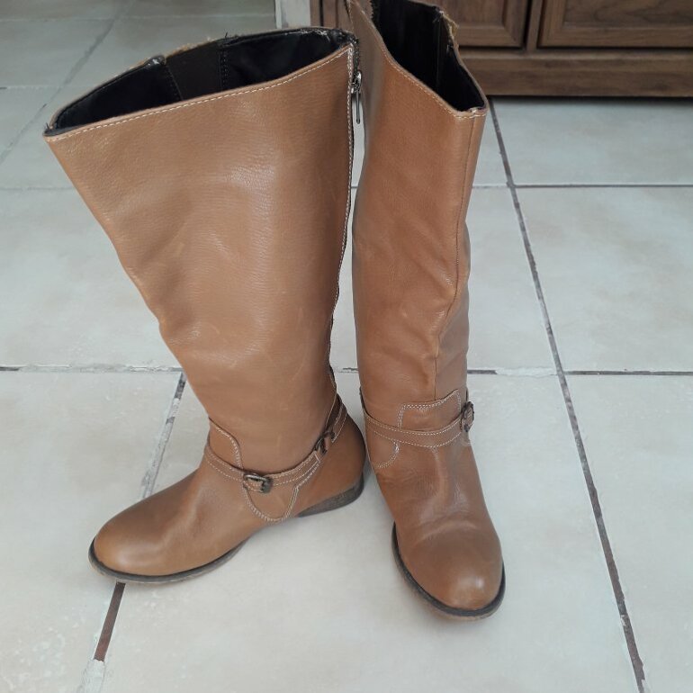 Botas largas color miel de Cklass de segunda mano - GoTrendier