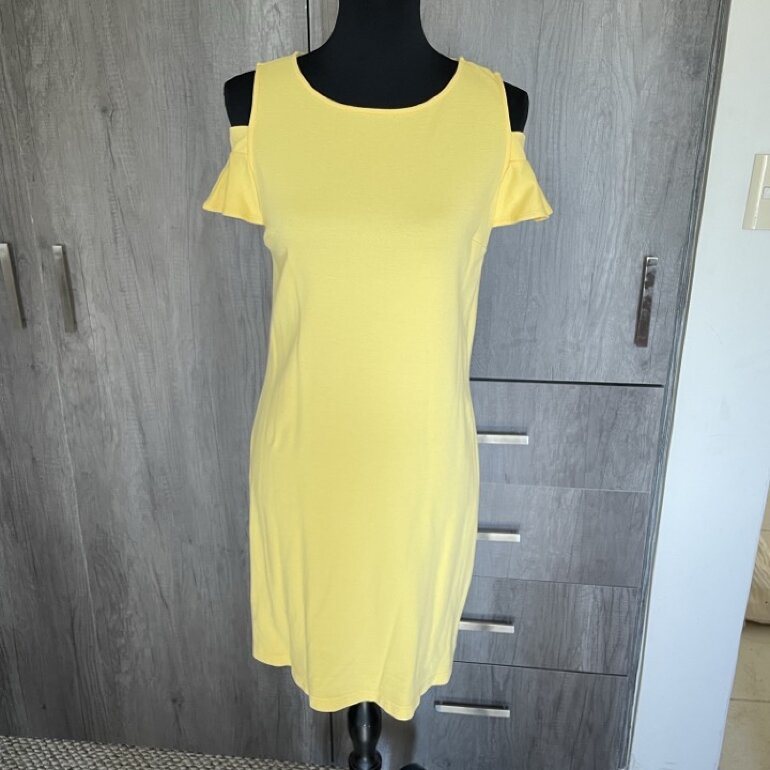 Vestido amarillo corto casual de Otras marcas de segunda mano - GoTrendier