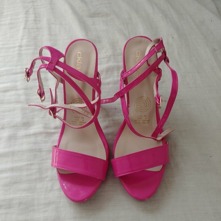 Tacones rosa fiusha de Cklass de segunda mano - GoTrendier