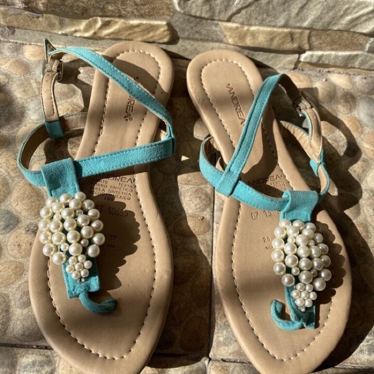 Sandalias de piso Andrea de segunda mano - GoTrendier