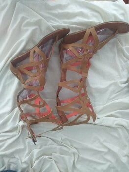 Sandalias romanas Andrea de segunda mano - GoTrendier