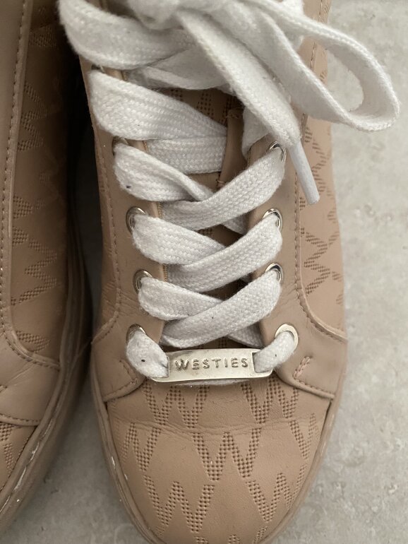 TENIS WESTIES ROSA PASTEL de segunda mano - GoTrendier