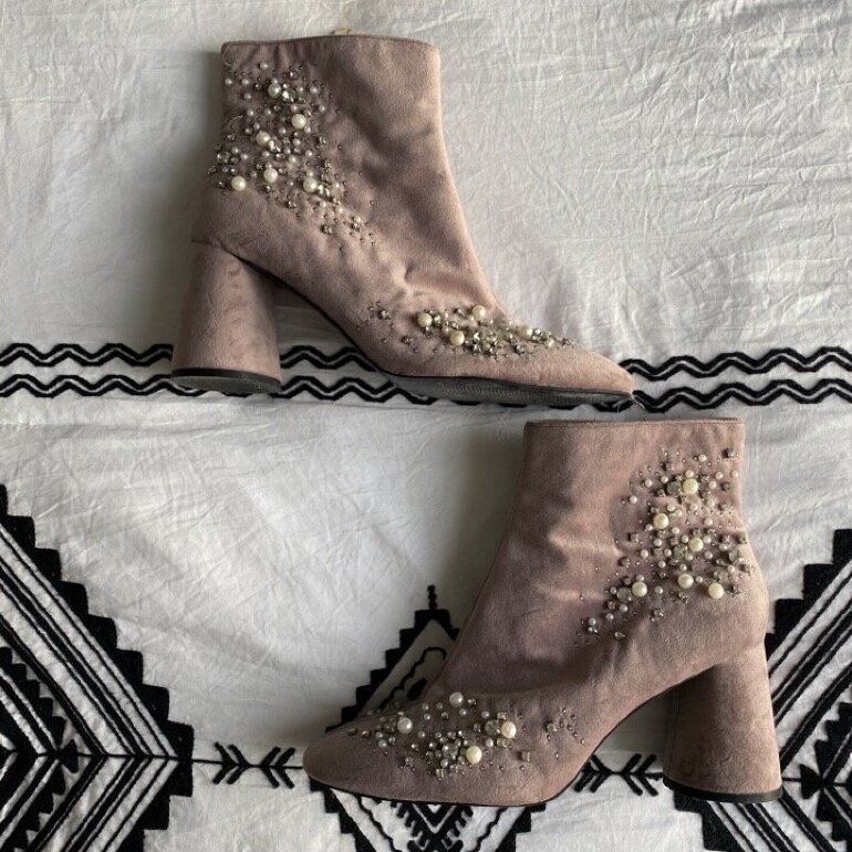 Botas Zara gamuza rosa de segunda mano - GoTrendier