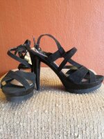 Zapatillas abiertas negras de blanco y negro de segunda mano - GoTrendier