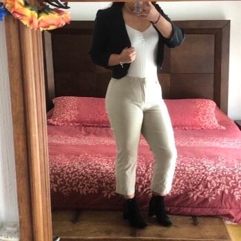 Pantalón de vestir GUESS de segunda mano - GoTrendier