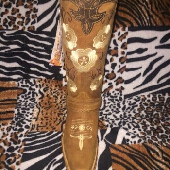 Botas vaqueras floreadas de segunda mano - GoTrendier