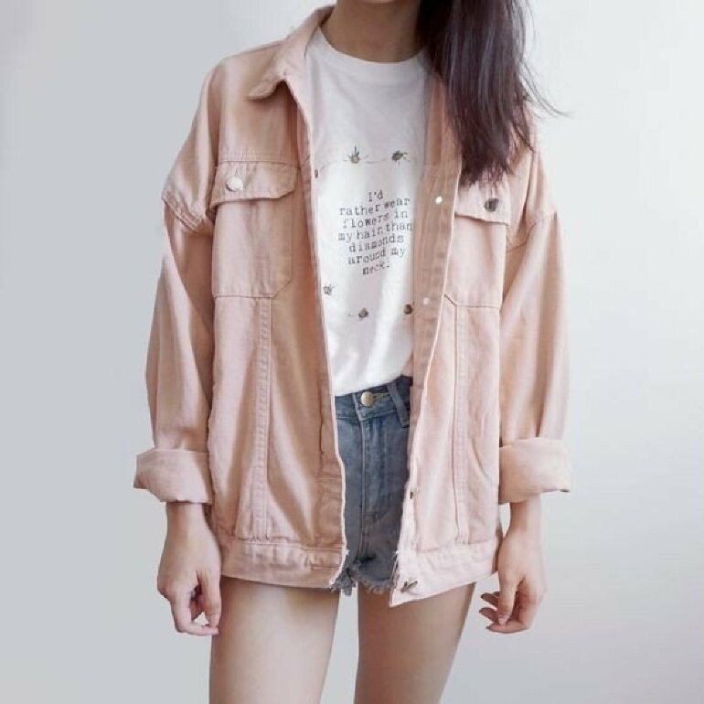 💖Chamarra mezclilla rosa pálido 💖 de Stradivarius de segunda mano -  GoTrendier