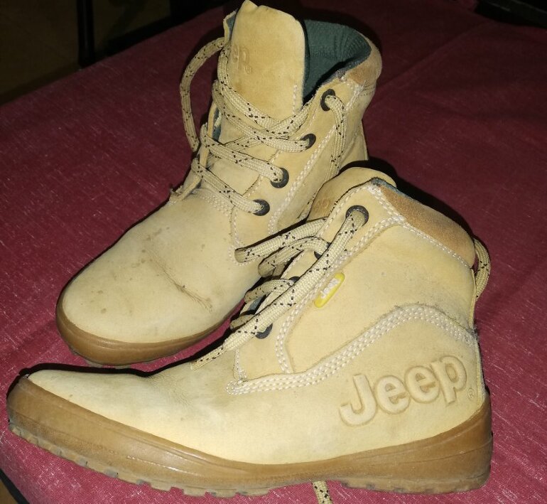 Botas jeep camel de segunda mano - GoTrendier
