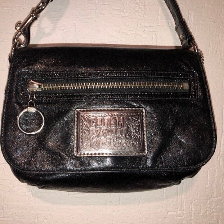 Bolsa pequeña de mano Coach de segunda mano - GoTrendier