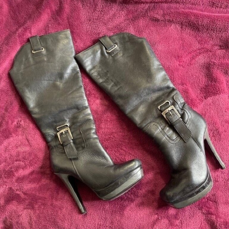 2x1 botas piel de Andrea de segunda mano - GoTrendier