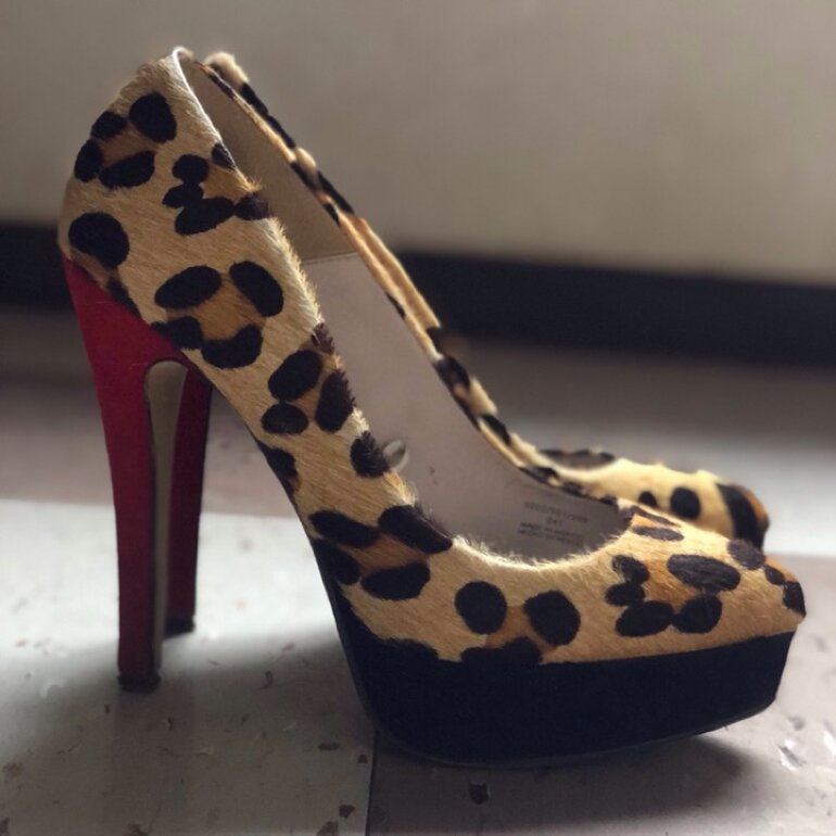 Zapatillas animal print de Zara de segunda mano - GoTrendier