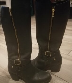 Botas largas negras de Dorothy Gaynor de segunda mano - GoTrendier