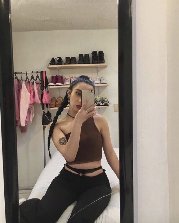 Pantalón flare BERSHKA 🖤 de segunda mano GoTrendier