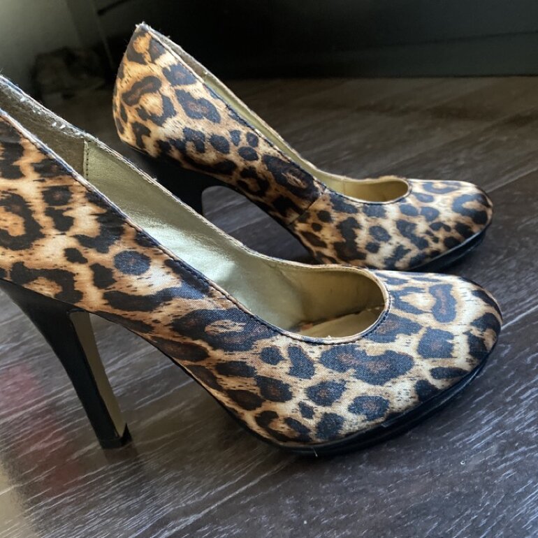 Zapatos tacón animal print de Madden Girl de segunda mano - GoTrendier