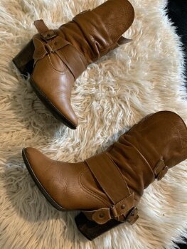 Comprar Botas vaqueras Andrea de segunda mano - GoTrendier
