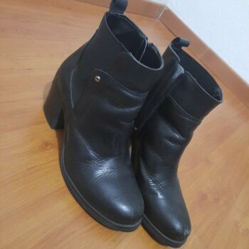 Botines negros levis de Levi's de segunda mano - GoTrendier