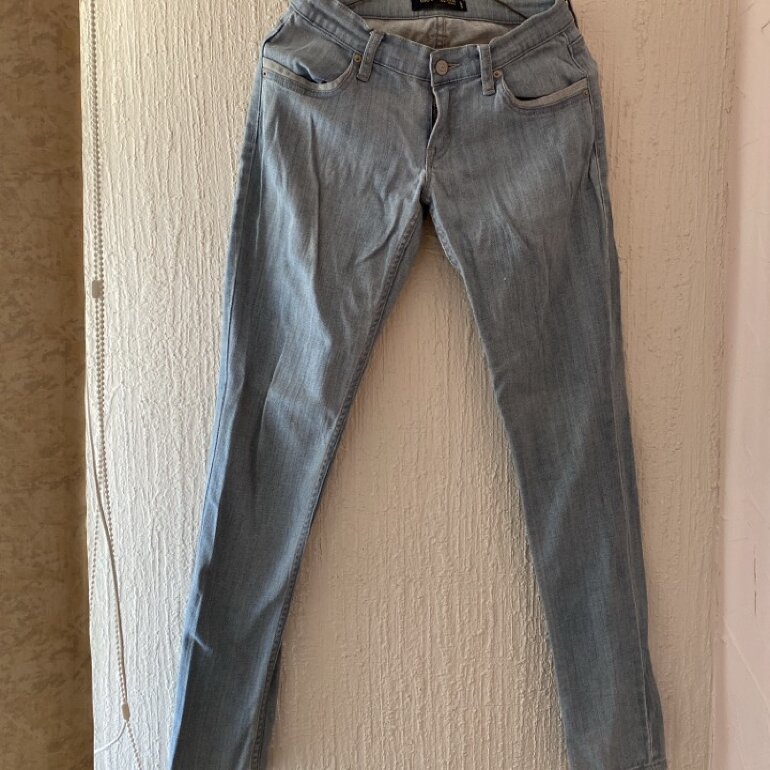 Jeans Levis talla 5 de Levi's de segunda mano - GoTrendier