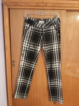 Pantalones de cuadros Bershka de segunda mano - GoTrendier