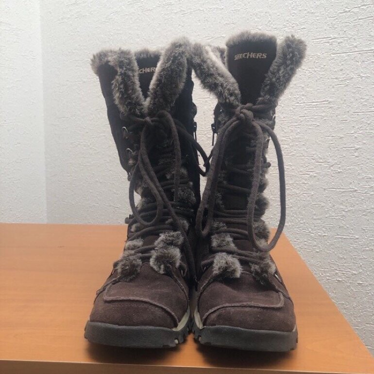 Botas café para frío de Skechers de segunda mano - GoTrendier