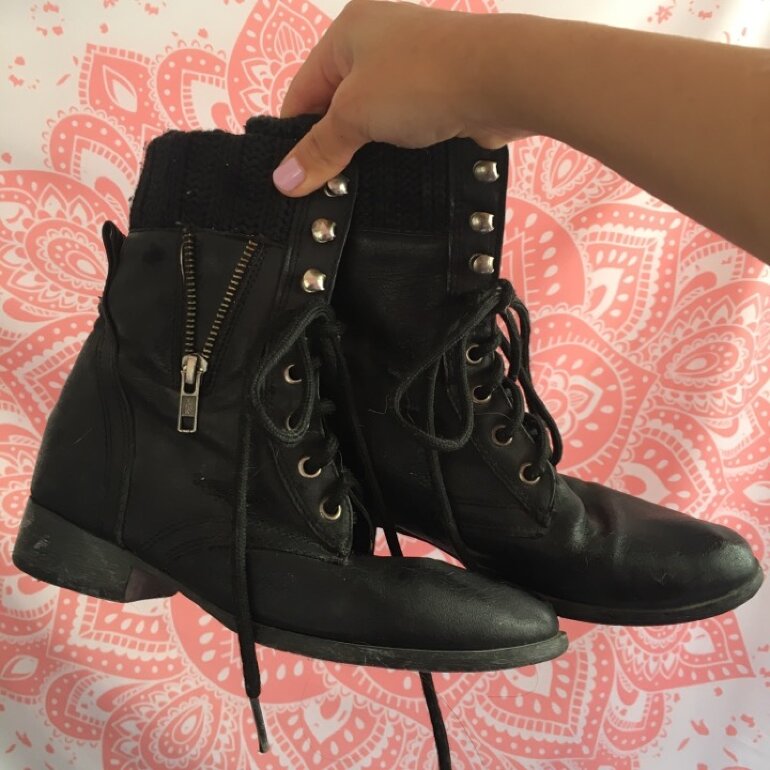 Botines negros con agujetas Ozono de segunda mano - GoTrendier