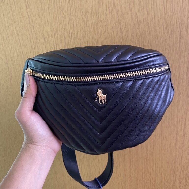 Cangurera polo negra de segunda mano - GoTrendier