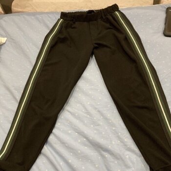 Pantalones de rayas Bershka negro de mujer - GoTrendier