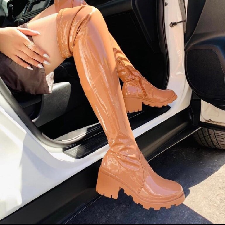 Botas arriba de la rodilla de Liliana de segunda mano - GoTrendier