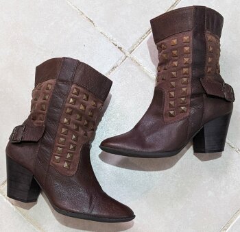 Comprar Botas vaqueras Andrea de segunda mano - GoTrendier