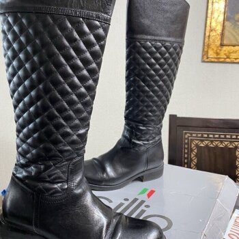 Botas largas Gillio negra de segunda mano - GoTrendier