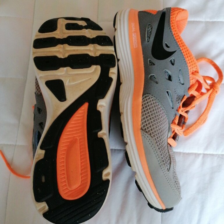 Tenis nike dual fusion lite de segunda mano - GoTrendier