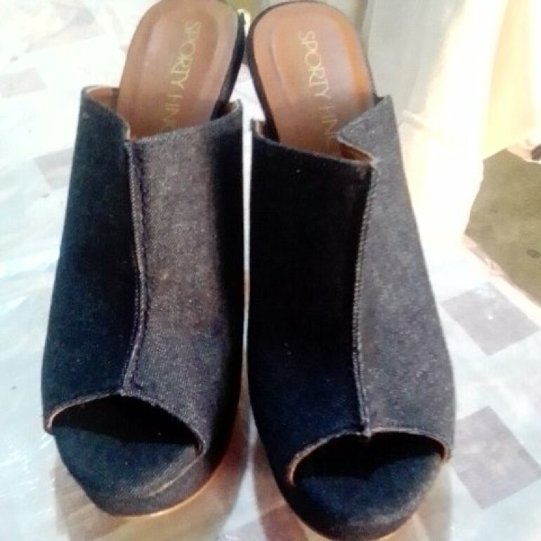 Zapato de dama fino de Sporty de segunda mano - GoTrendier