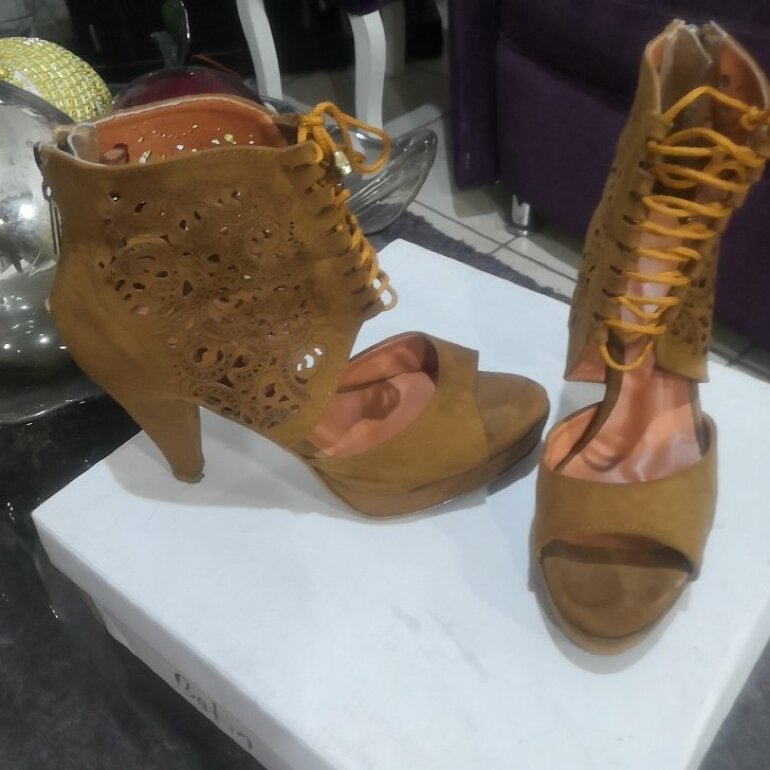 Botines dé plataforma descubiertos de priche shoes de segunda mano -  GoTrendier
