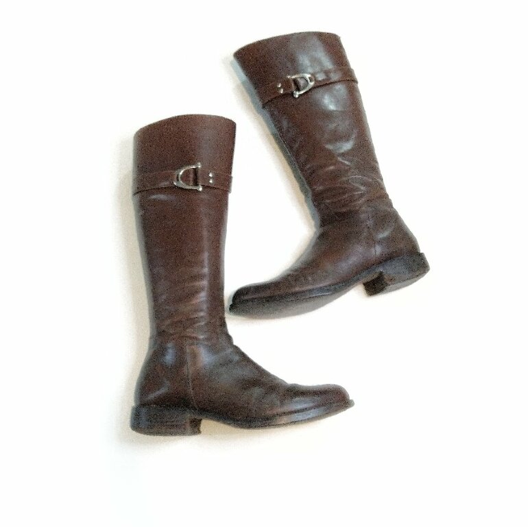 Botas cafés de piel de Gillio de segunda mano - GoTrendier