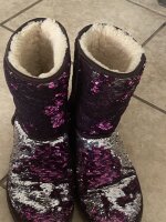 Botas UGG moradas con lentejuelas de UGG Australia de segunda mano -  GoTrendier