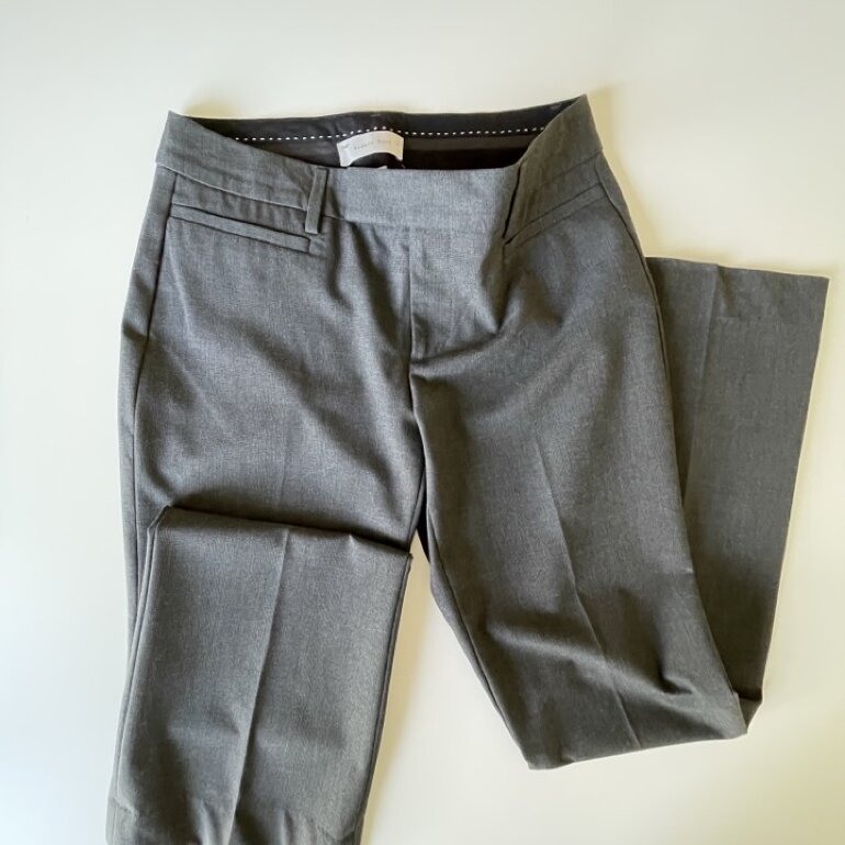 Pantalones de vestir GAP de segunda mano - GoTrendier