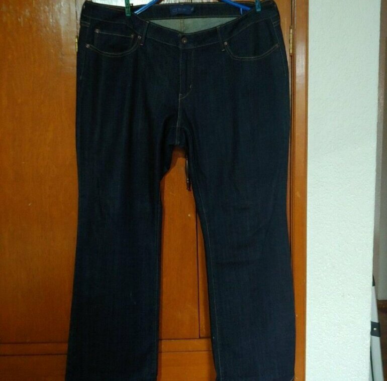 Jeans Levi's bootcut 22w de segunda mano - GoTrendier